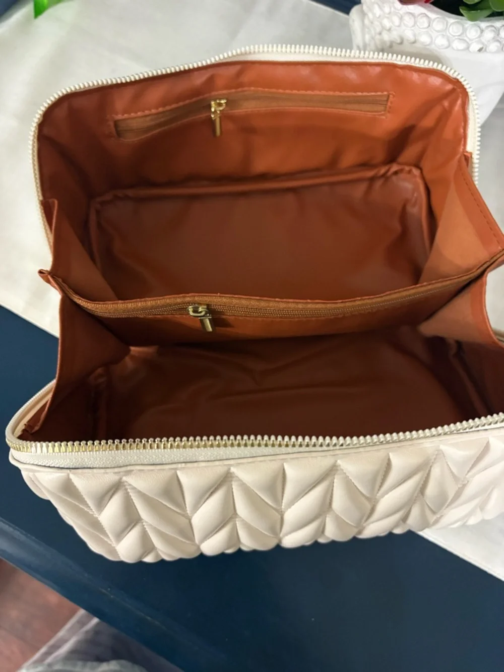 Quilted Handle Cosmetic Case - Cream - Picture 8 of 9